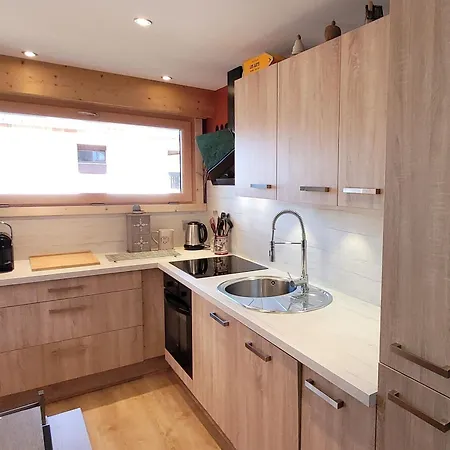 T3 Renove, Centre Les Gets, Proche Pistes, 6 Pers, Balcon, Parking, Equipements Complets - Fr-1-598-30